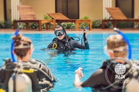 PADI Divemaster Course in Cabo San Lucas
