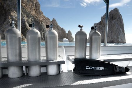 Dive boat Cabo Provate Guide