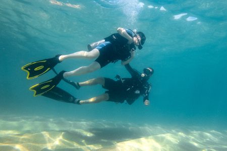 Beginner diver in Cabo San Lucas