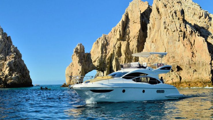 Diving boat and private charter in los Cabos