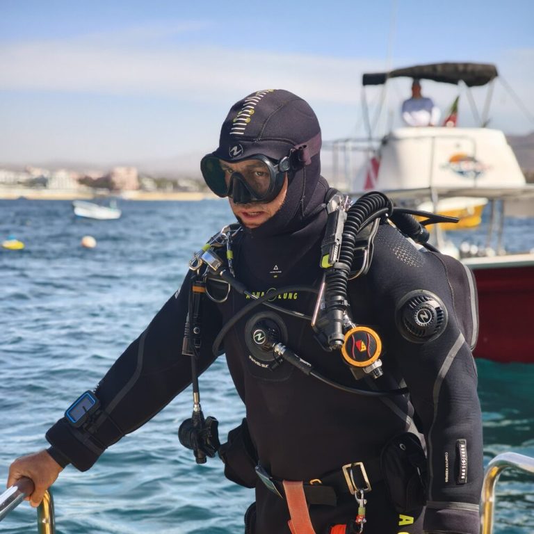 Martín J. Mendez PADI Course director in Cabo San Lucas Martín J. Mendez PADI Course director in Cabo San Lucas